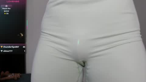 Snapshot of liss_glow chatting on 12, 5, 2026 liss FANSLY LissGlow online show from 12, 5, 2026