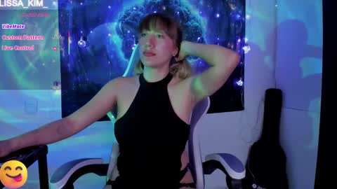 Lissa Kim online show from 9, 2, 2025