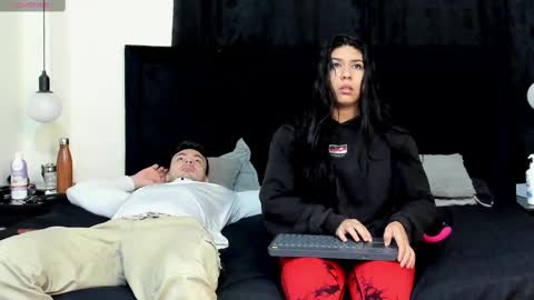Natalia and alejandro online show from 20, 2, 2025