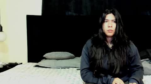 Natalia and alejandro online show from 17, 9, 2025