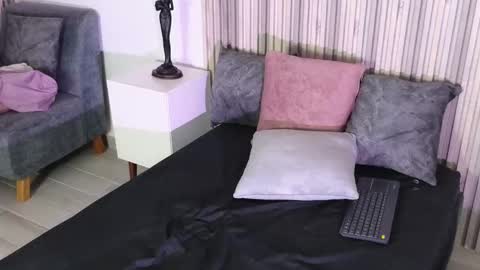 ss  online show from 19, 9, 2025