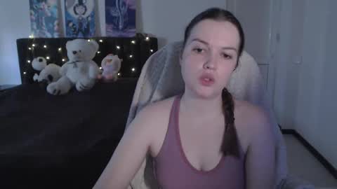 little__flowers online show from 1, 11, 2025