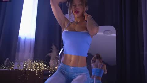 SophiaKateline online show from 4, 5, 2026