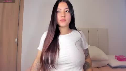 Independent model carolina online show from 10, 7, 2026