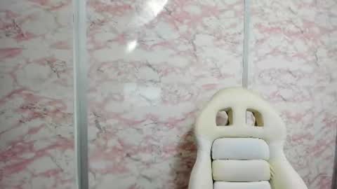 Snapshot of little_doll_4u chatting on 11, 6, 2026 ANNI online show from 11, 6, 2026