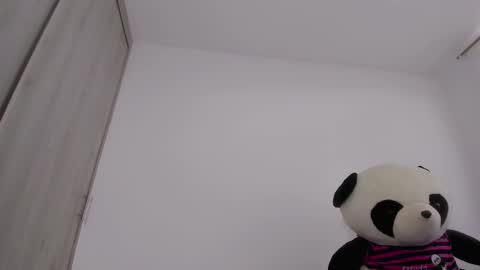 Emily online show from 28, 9, 2025