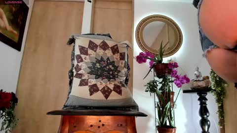 Snapshot of little_izzi chatting on 11, 3, 2025 Izzi online show from 11, 3, 2025