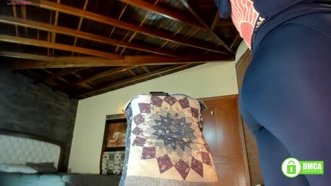 Izzi online show from 6, 4, 2026