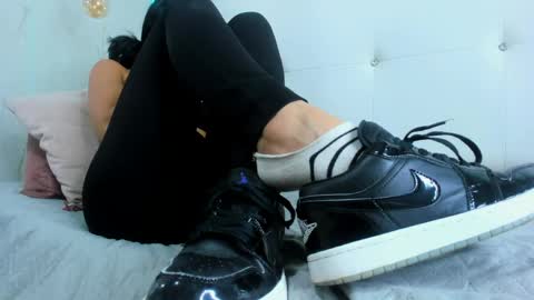   online show from 29, 4, 2026