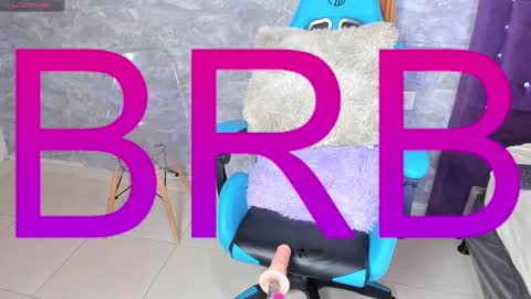 Snapshot of little_lili19 chatting on 12, 1, 2025 Lili online show from 12, 1, 2025