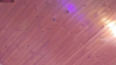 Snapshot of little_lili19 chatting on 2, 2, 2025 Lili online show from 2, 2, 2025