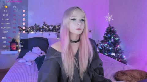 Snapshot of little_misaki chatting on 25, 12, 2024 Maria online show from 25, 12, 2024