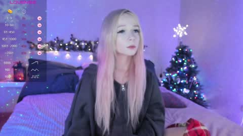 Snapshot of little_misaki chatting on 29, 12, 2024 Maria online show from 29, 12, 2024