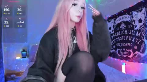 Snapshot of little_misaki chatting on 24, 10, 2025 Maria online show from 24, 10, 2025