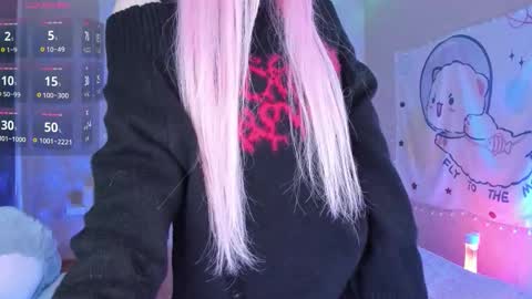 Snapshot of little_misaki chatting on 10, 11, 2025 Maria online show from 10, 11, 2025