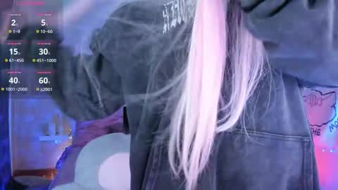 Snapshot of little_misaki chatting on 24, 11, 2025 Maria online show from 24, 11, 2025