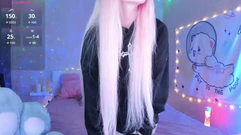 Snapshot of little_misaki chatting on 1, 12, 2025 Maria online show from 1, 12, 2025