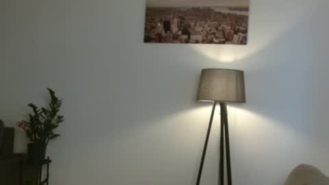 Nicole online show from 1, 10, 2025