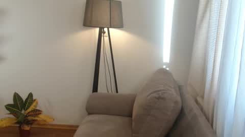 Nicole online show from 14, 10, 2025