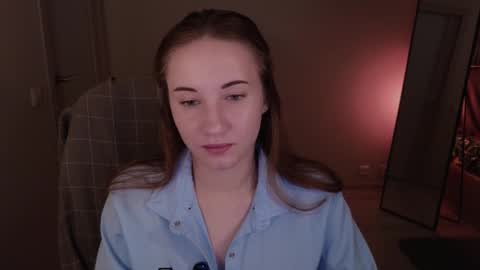 little_pretty_woman online show from 16, 10, 2025