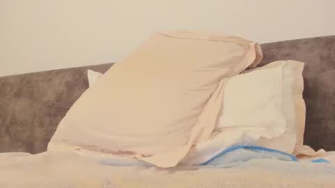 hey im anna online show from 15, 2, 2025