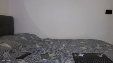 Snapshot of little_sakuraxxx chatting on 23, 11, 2025 GiuliaFrancesco online show from 23, 11, 2025