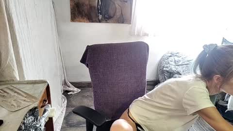 little_savage online show from 19, 1, 2025