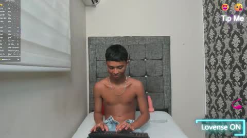 Snapshot of little_twink19x chatting on 10, 3, 2026 JESSAR online show from 10, 3, 2026