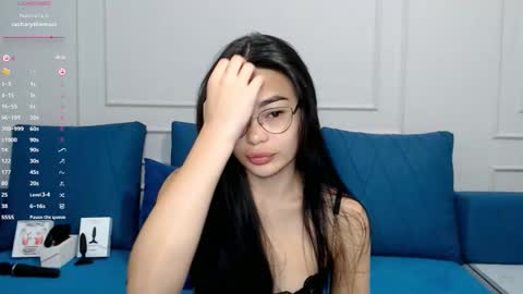 Kwan online show from 11, 11, 2025