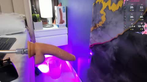 little_valentinaa online show from 22, 4, 2026