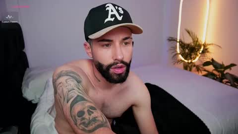 little_vannesaa online show from 18, 2, 2025