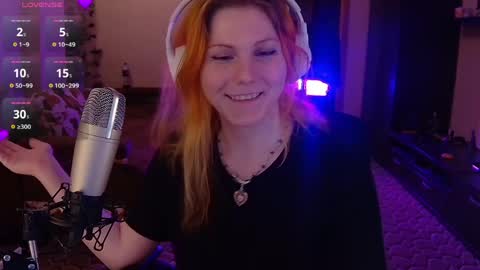 Snapshot of little_witch_sofia chatting on 6, 5, 2026 Sofia online show from 6, 5, 2026