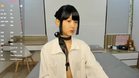 Yena and Gabby online show from 26, 4, 2026
