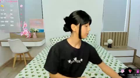 Yena and Gabby online show from 8, 7, 2026