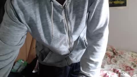 Snapshot of littlealien7 chatting on 4, 1, 2025 littlealien7 online show from 4, 1, 2025