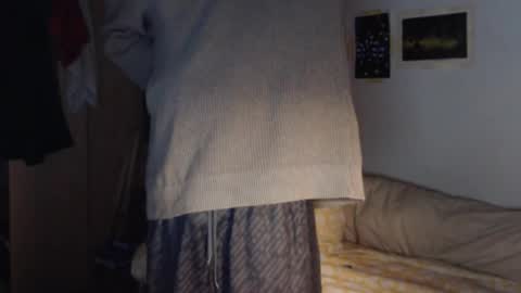 Snapshot of littlealien7 chatting on 12, 9, 2025 littlealien7 online show from 12, 9, 2025