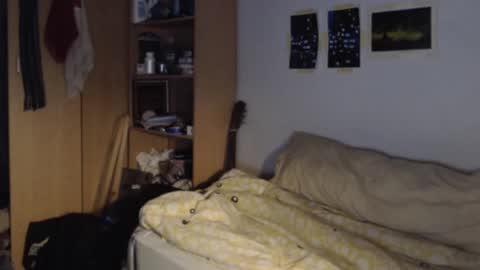 Snapshot of littlealien7 chatting on 17, 10, 2025 littlealien7 online show from 17, 10, 2025