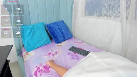   online show from 27, 11, 2025