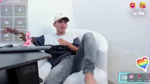 Snapshot of littlecum18 chatting on 12, 6, 2026 Pipe online show from 12, 6, 2026