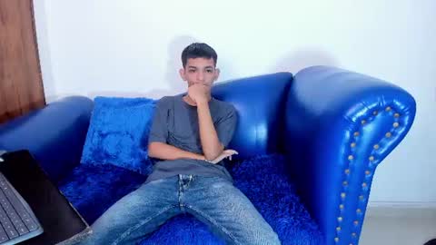 Snapshot of littlecum18 chatting on 1, 7, 2026 Pipe online show from 1, 7, 2026