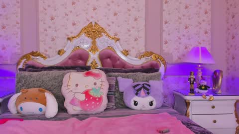  Violet  Alyson  online show from 9, 12, 2024