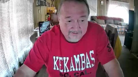 Littled83057 online show from 4, 3, 2025