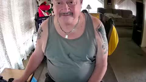 Littled83057 online show from 20, 12, 2025