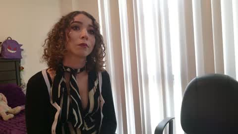 littledeathtrap online show from 21, 4, 2026