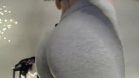 Snapshot of littleflowers chatting on 29, 11, 2025 Your little flower online show from 29, 11, 2025