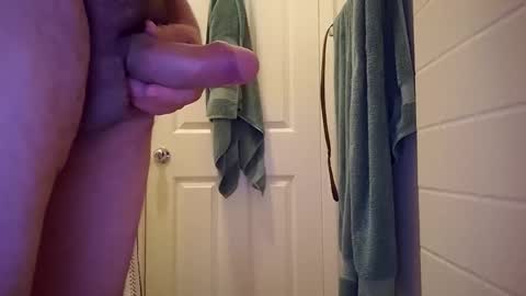 littleguyy888 online show from 22, 4, 2026