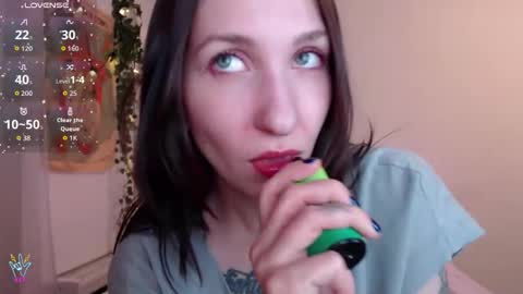 Snapshot of littlehanna1 chatting on 13, 3, 2026 babywillsmile online show from 13, 3, 2026