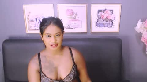 littleindianmilf online show from 28, 1, 2025