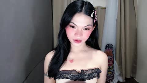 littlelace_ online show from 18, 4, 2026