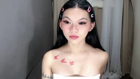 littlelace_ online show from 22, 6, 2026